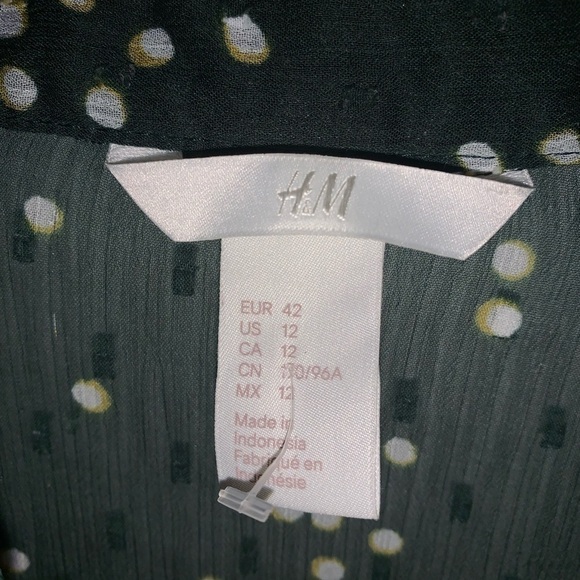 H&M Plumeti Blouse Dark Green with White Polka Dots Ruffle Ling Sleeve 12 - Picture 6 of 9